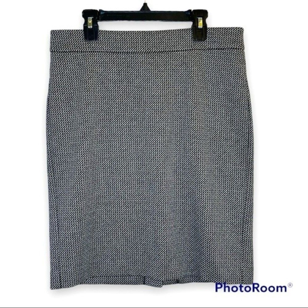 Ann Tayler Factory Black & White Patterned Pencil Skirt Size 6P